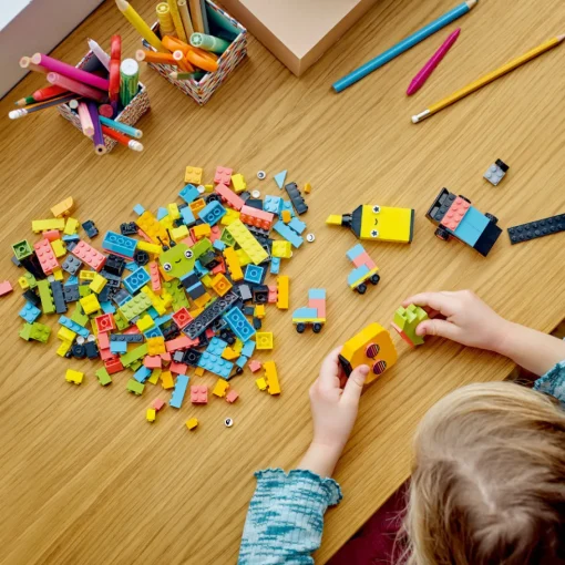 LEGO® Diversión Creativa: Neón