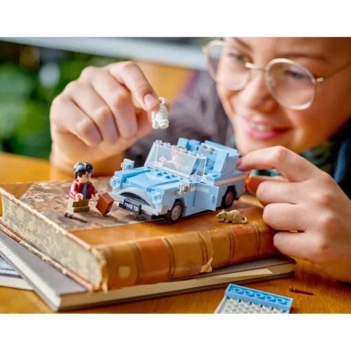 LEGO® Harry Potter: Ford Anglia™ Volador