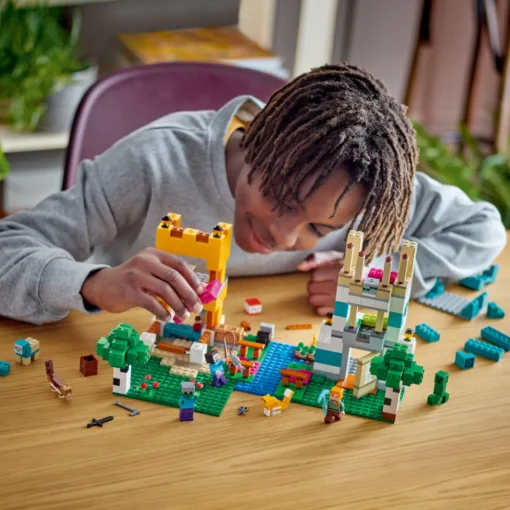 LEGO® Minecraft: Caja Modular 4.0