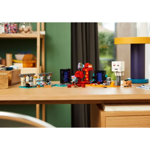 LEGO® Minecraft: La Emboscada En El Portal Del Nether