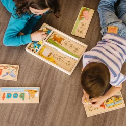 Melissa & Doug Set Juego Mira Y Deletrea