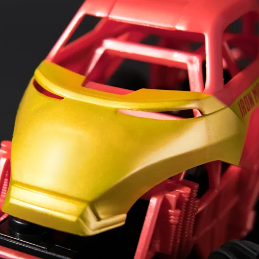 Monster Jam Marvel - Iron Man Escala A 1:24
