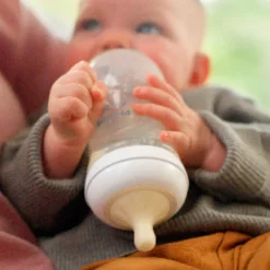 Phillips Avent Tetero Natural 3.0 Jirafa 9Oz SCY903/66